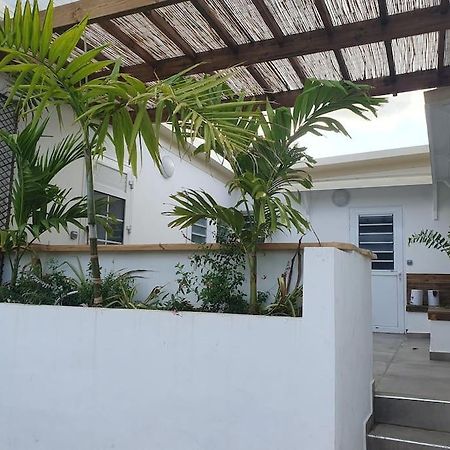 Studio Pour 2 Personnes Proche De L'Hopital Et Du Jardin De L'Etat Saint-Denis Exteriör bild